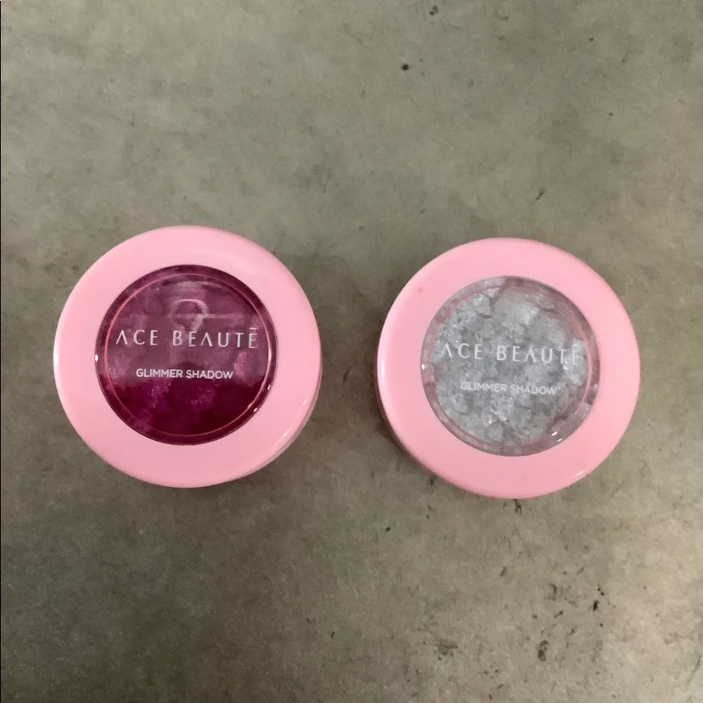 TWO ACE BEAUTĒ‎ GLIMMER SHADOWS